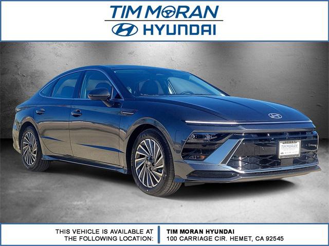 2026 Hyundai Sonata Hybrid Limited's photo
