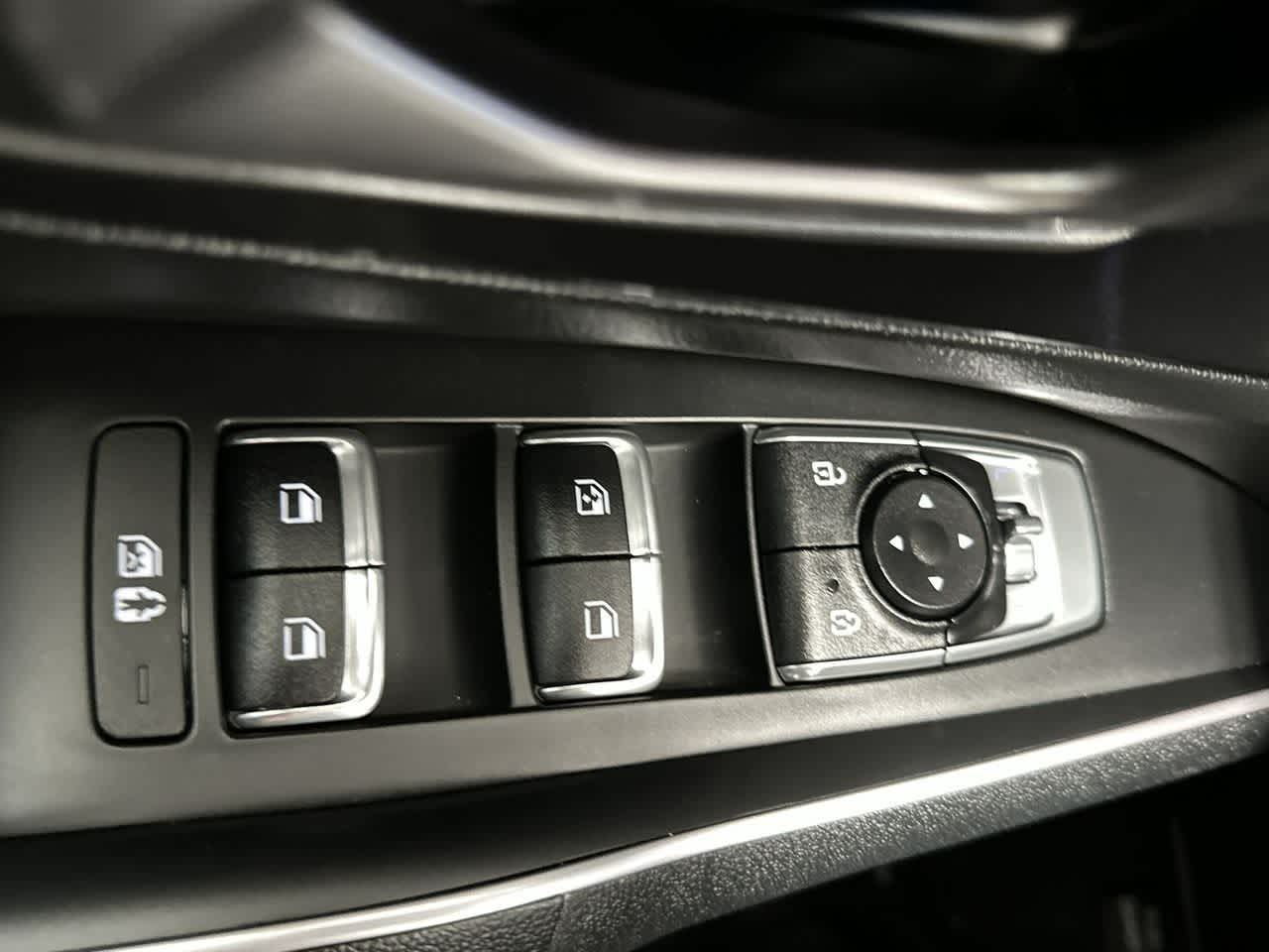 2023 Kia Sorento LX photo 16