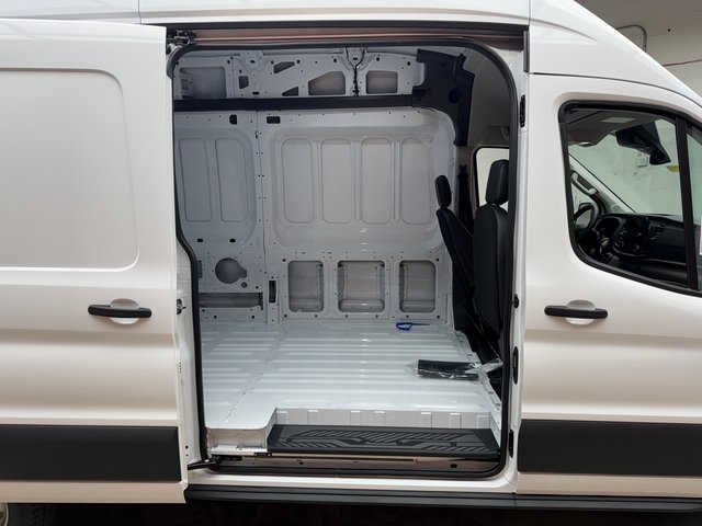 2025 Ford Transit Cargo Van photo 26