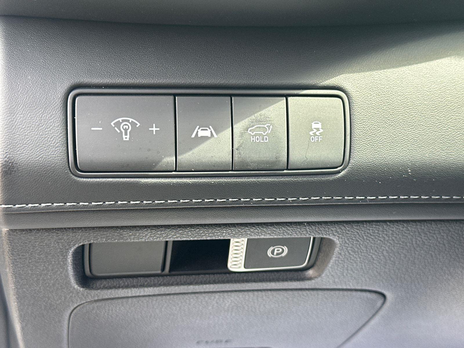 2022 Hyundai Santa Fe Limited photo 12