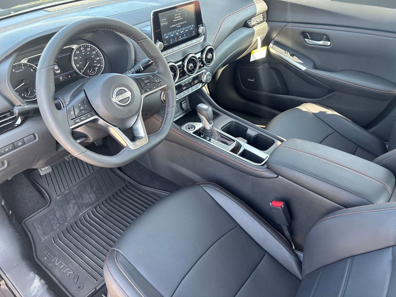 2025 Nissan Sentra SR photo 4