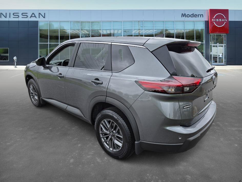 2025 Nissan Rogue S photo 7
