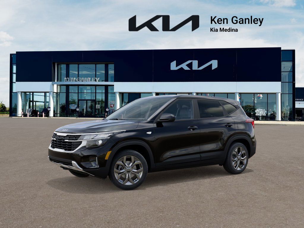 2026 Kia Seltos LX photo 3