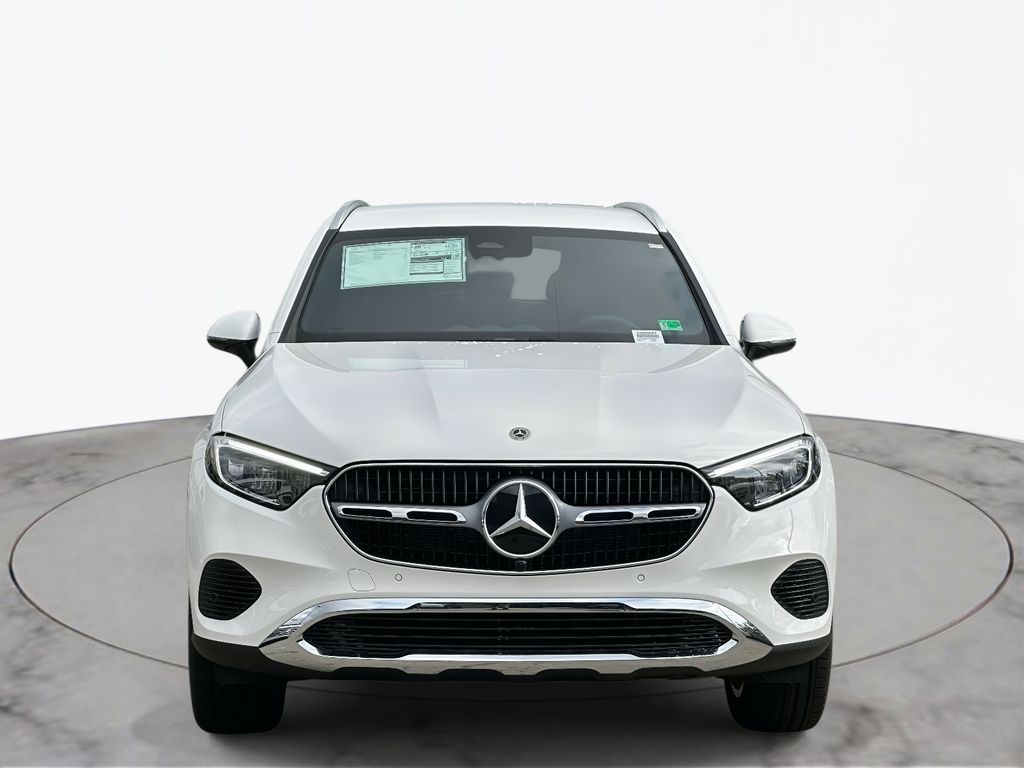 2025 Mercedes Benz GLC 300 4MATIC photo 2