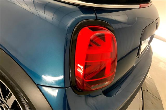 2023 Mini Cooper Convertible Sidewalk Edition photo 27