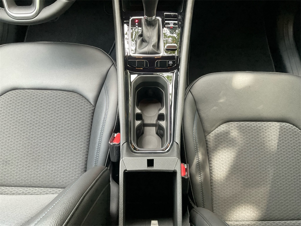 2025 Jeep Compass Latitude photo 11