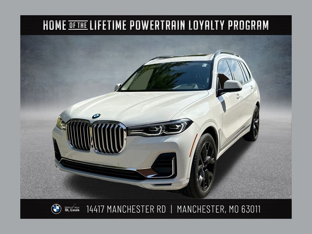 2022 BMW X7 40i