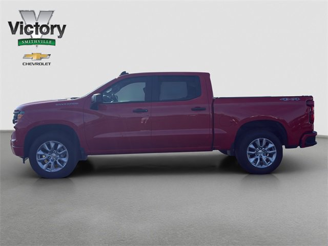 2025 Chevrolet Silverado 1500 Custom photo 2