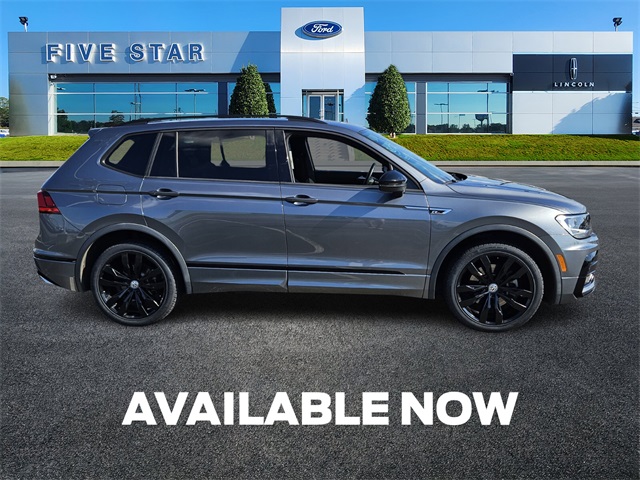 2020 Volkswagen Tiguan SE R-Line Black photo 8