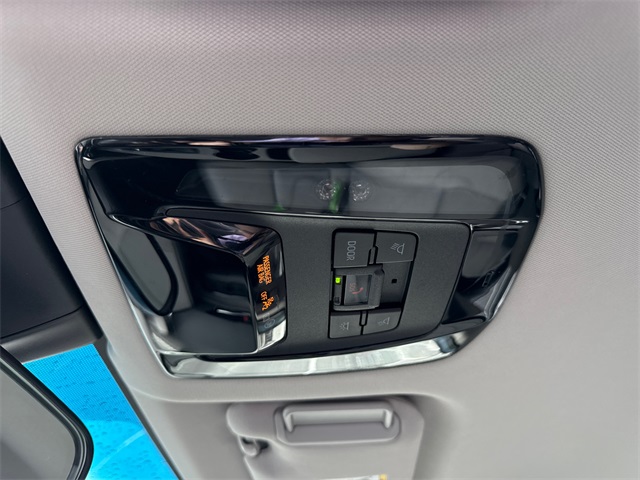 2021 Toyota Venza LE photo 23