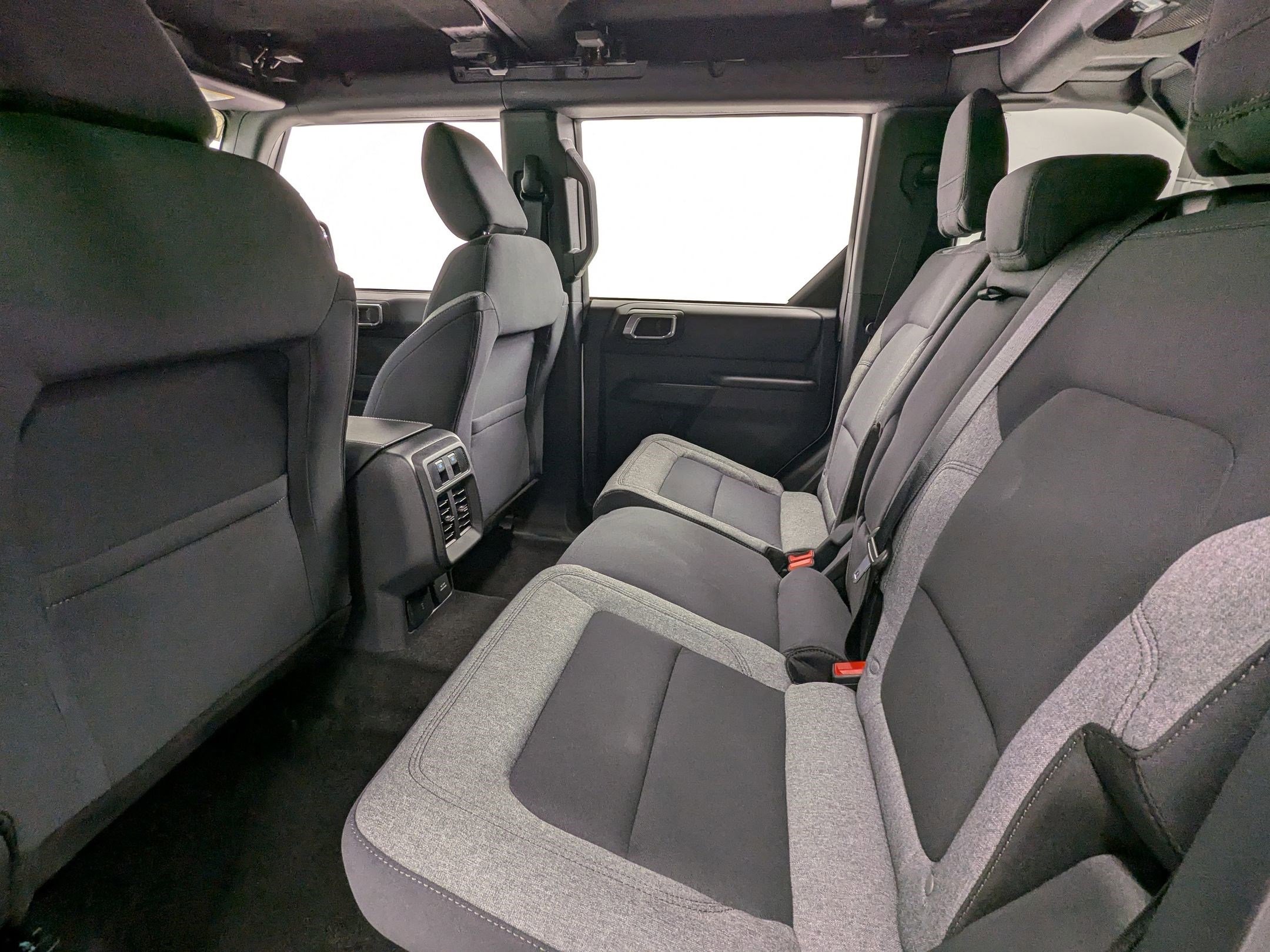 2025 Ford Bronco Big Bend photo 17