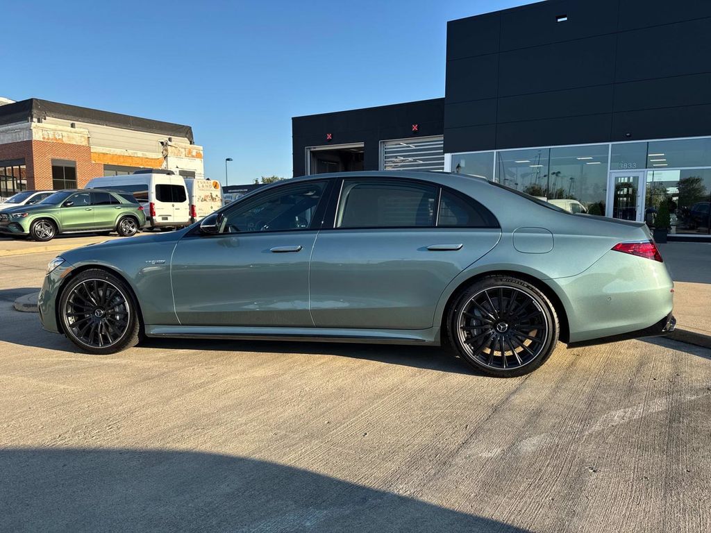 2026 Mercedes Benz S 63 e AMG 4MATIC photo 3