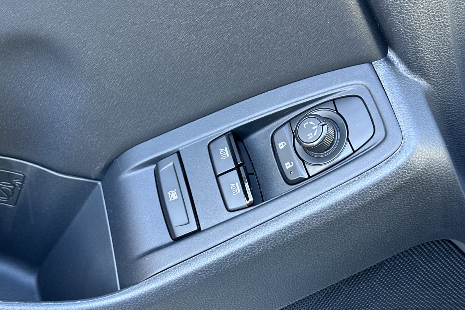 2025 Toyota GR86 Premium photo 12