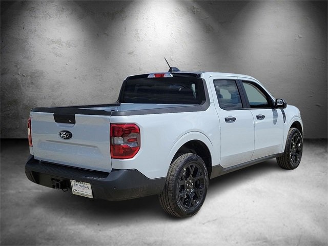 2025 Ford Maverick XLT photo 2