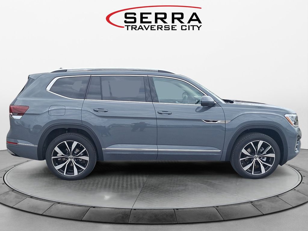 2025 Volkswagen Atlas SEL Premium R-Line photo 5