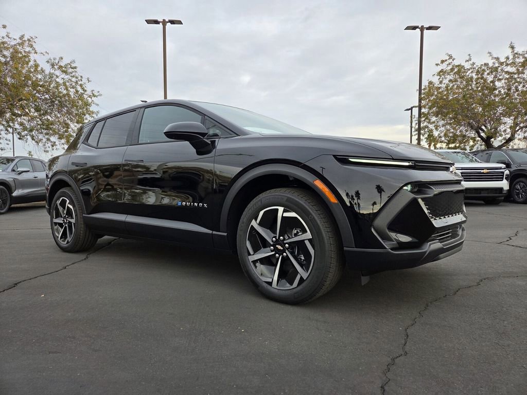 2026 Chevrolet Equinox EV 1LT's photo