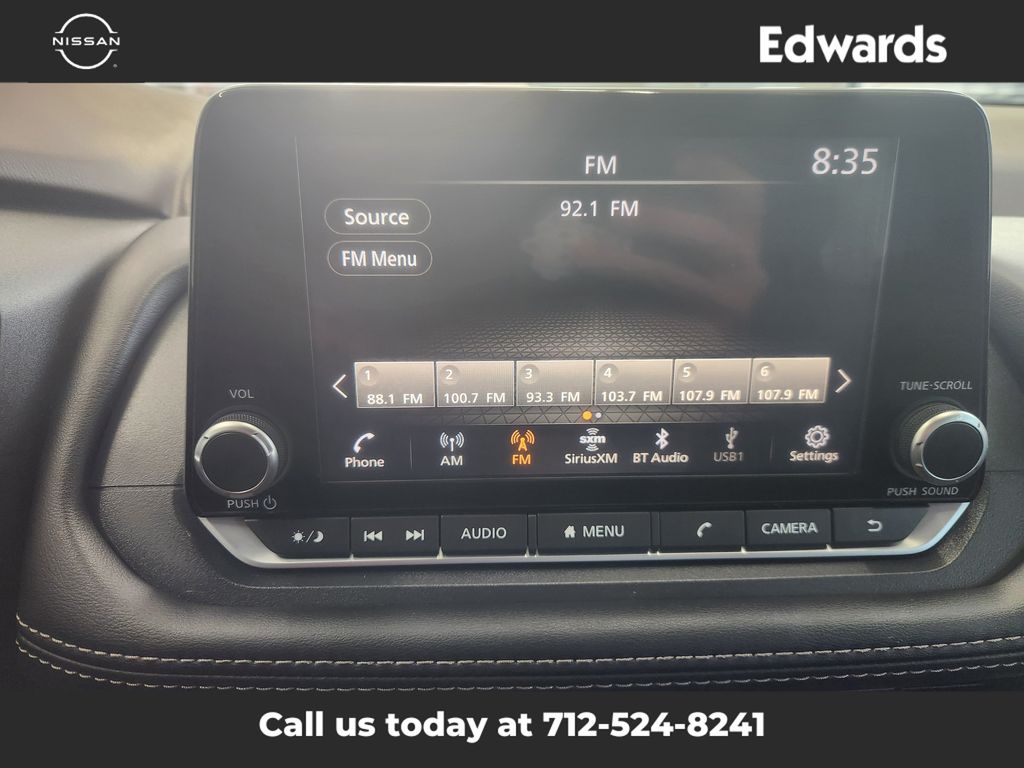 2023 Nissan Rogue SV photo 23
