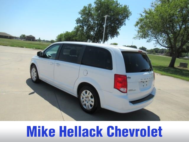 2018 Dodge Grand Caravan SE photo 5