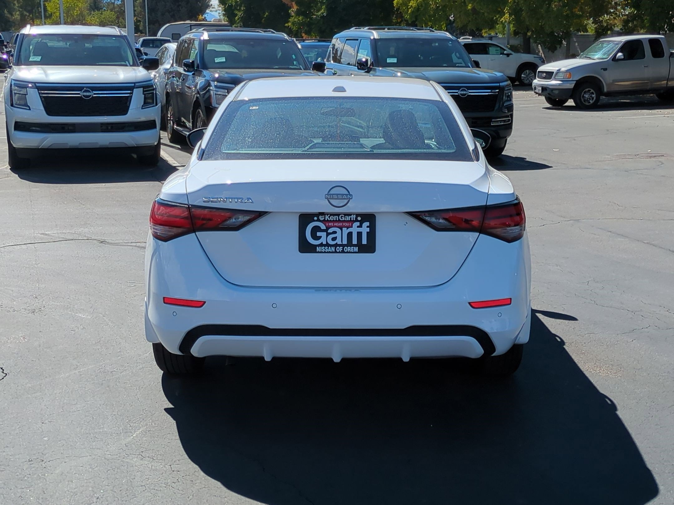 2025 Nissan Sentra SV photo 4