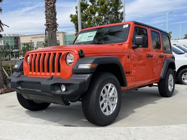 2023 Jeep Wrangler Sport S photo 7