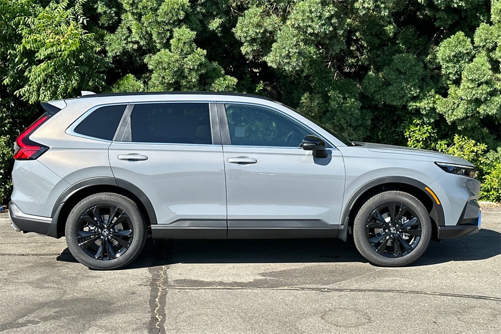 2025 Honda CR-V Hybrid Sport Touring photo 3