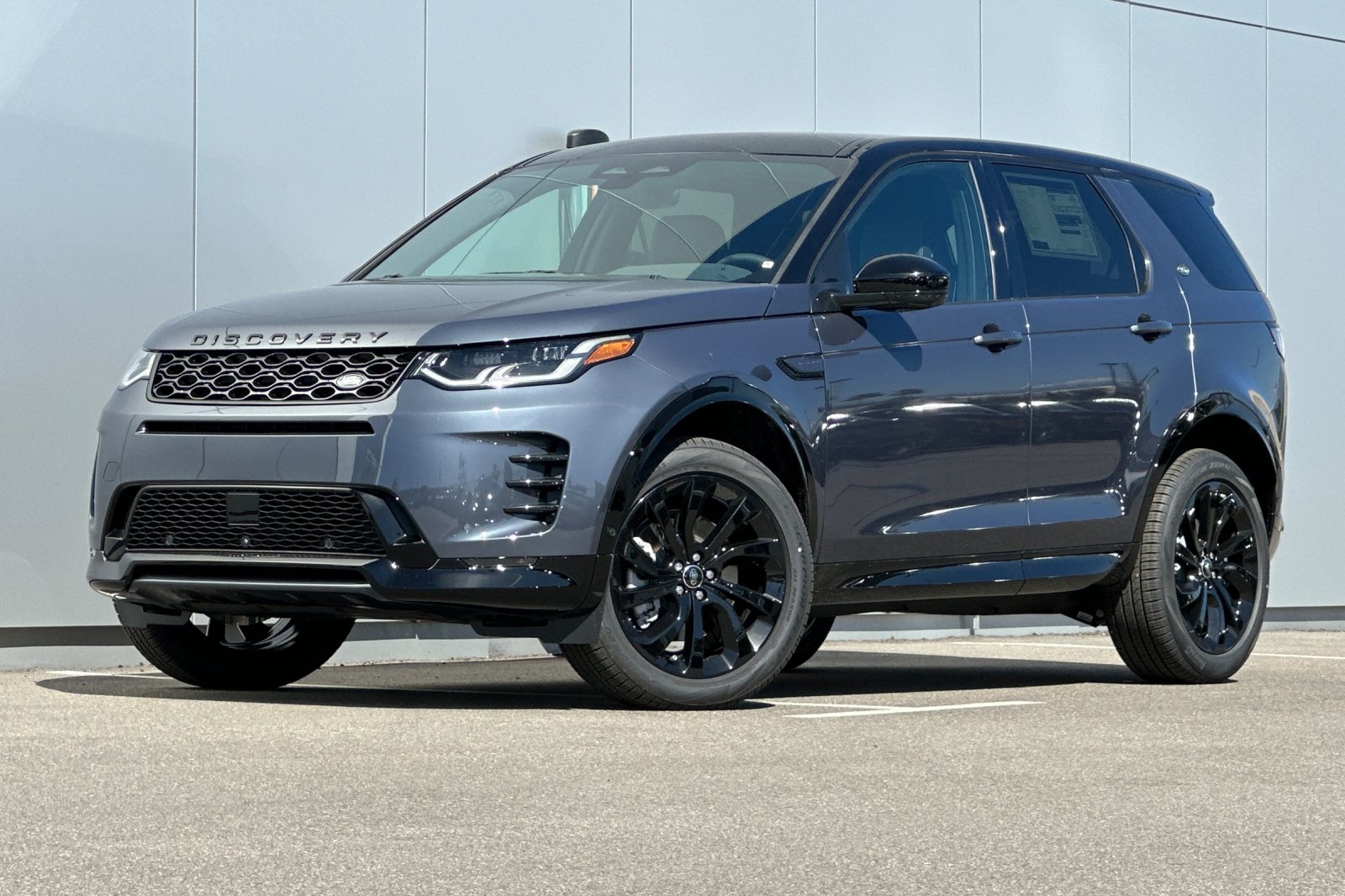 2025 Land Rover Discovery Sport Dynamic SE