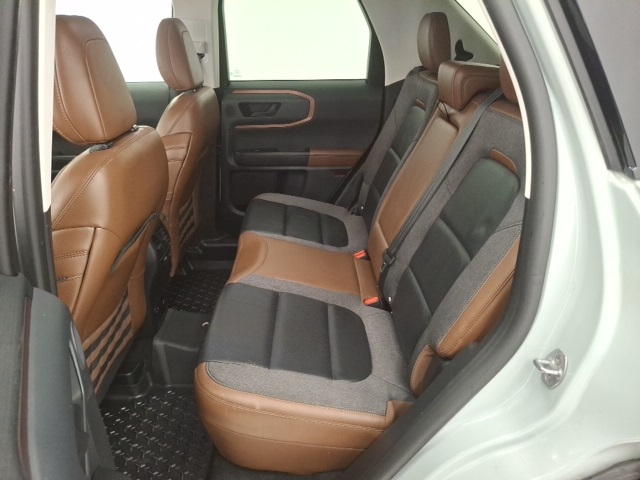 2021 Ford Bronco Sport Outer Banks photo 25