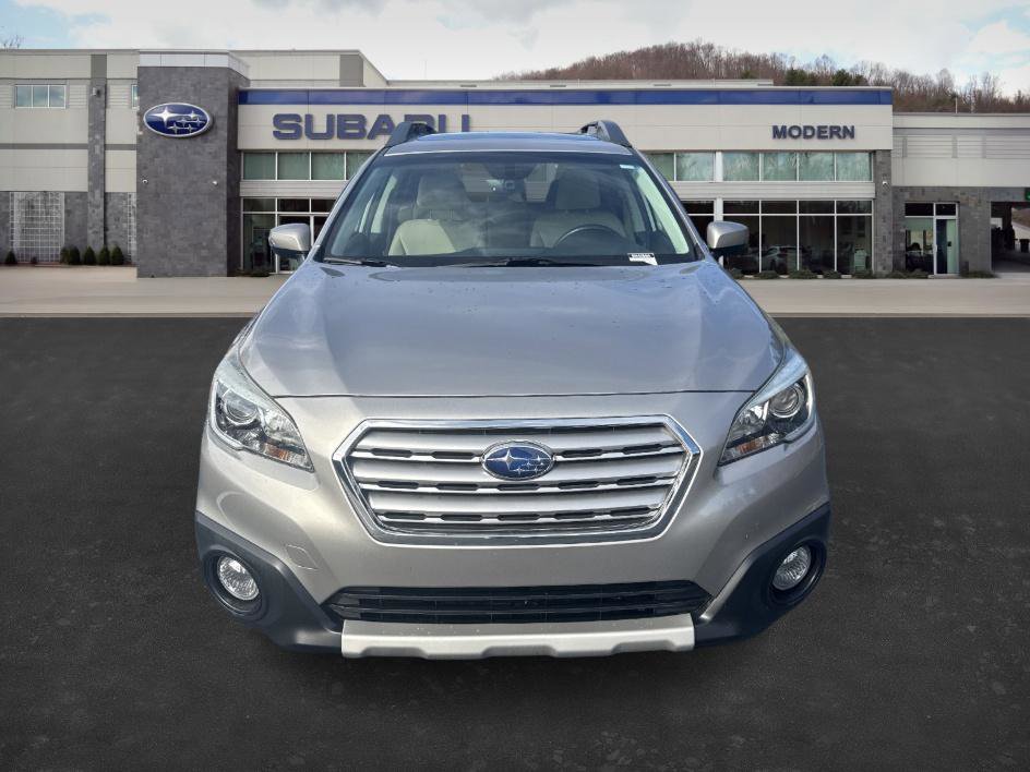 2017 Subaru Outback Limited photo 2