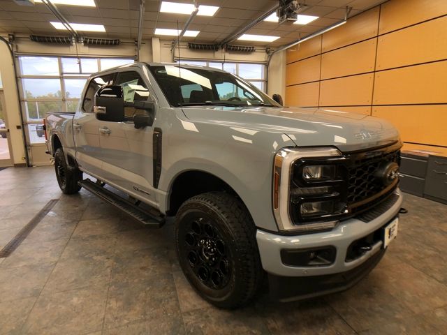 2026 Ford F-250 Super Duty Lariat's photo
