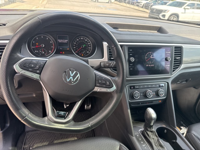 2021 Volkswagen Atlas Cross Sport V6 SE Technology R-Line photo 6