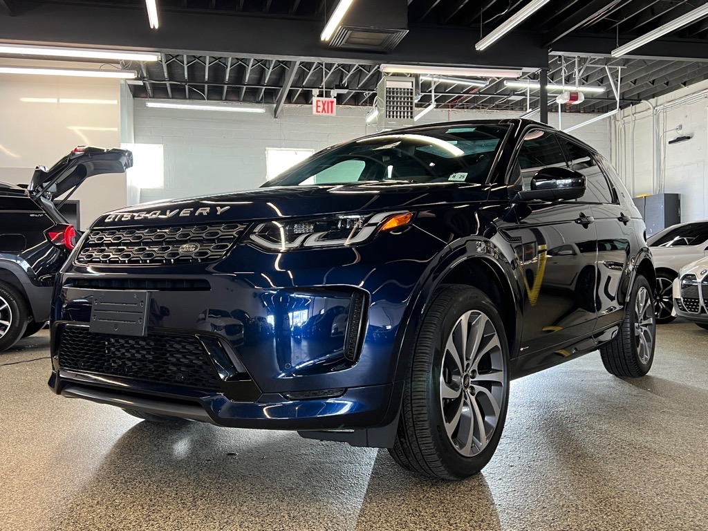 2020 Land Rover Discovery Sport SE R-Dynamic photo 3