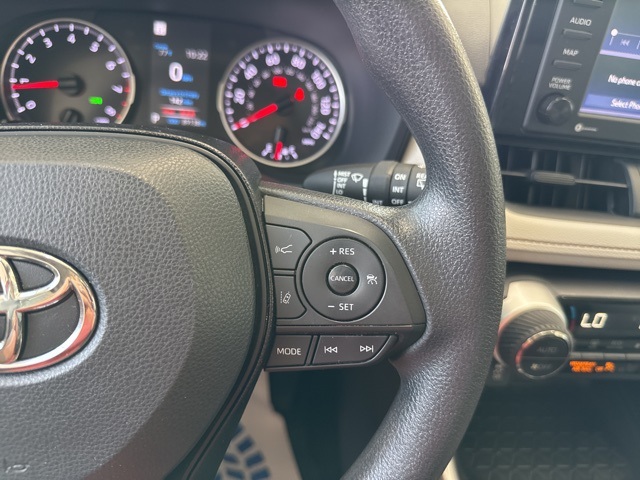 2021 Toyota RAV4 XLE photo 26