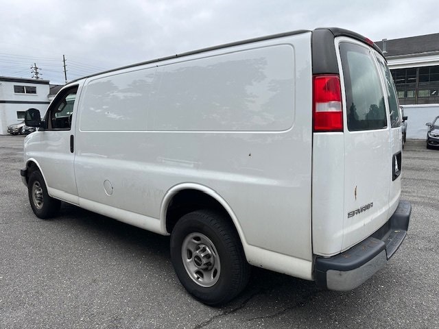 2022 Gmc Savana 2500 Cargo photo 2