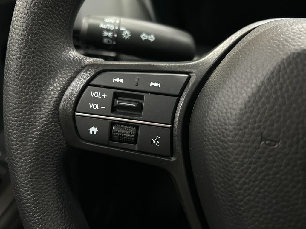 2026 Honda HR-V LX photo 10