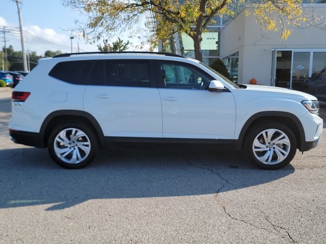 2023 Volkswagen Atlas V6 SE Technology photo 2