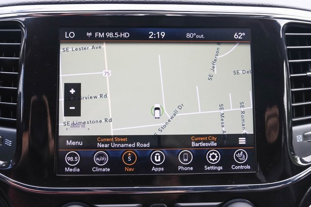 Used 2021 Silver Jeep Trailhawk image 28