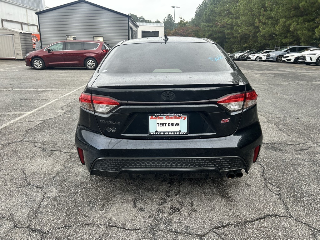 2021 Toyota Corolla SE photo 3