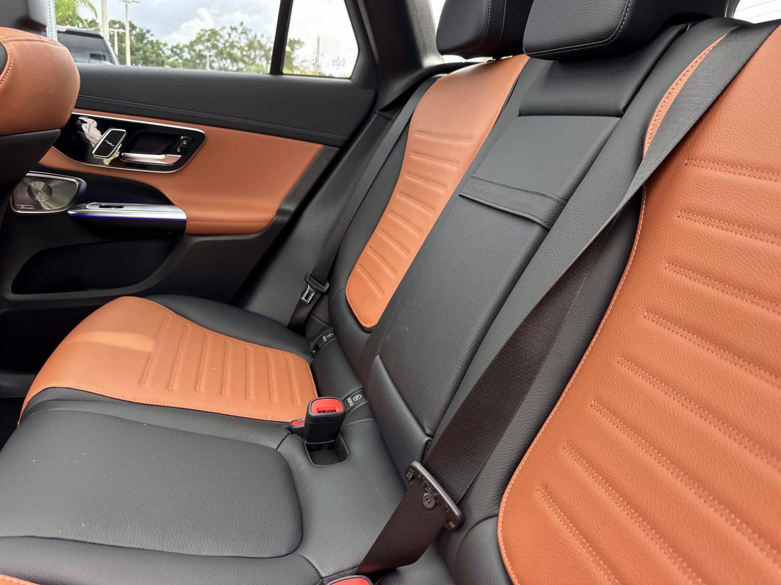 2026 Mercedes Benz GLC 350e 4MATIC photo 13