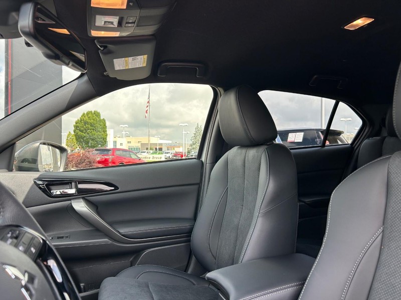 2025 Mitsubishi Eclipse Cross SEL photo 5