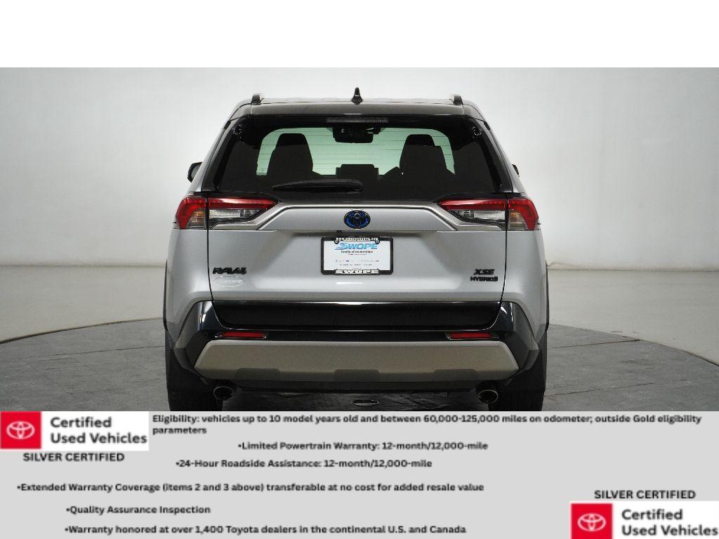 2022 Toyota RAV4 Hybrid XSE photo 2