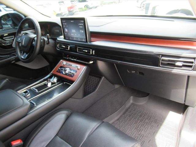 2021 Lincoln Aviator Reserve photo 8
