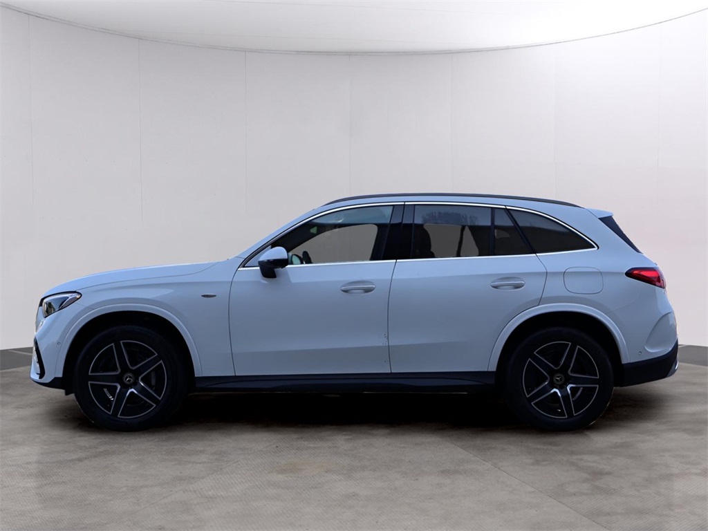 2025 Mercedes Benz GLC 350e 4MATIC photo 3