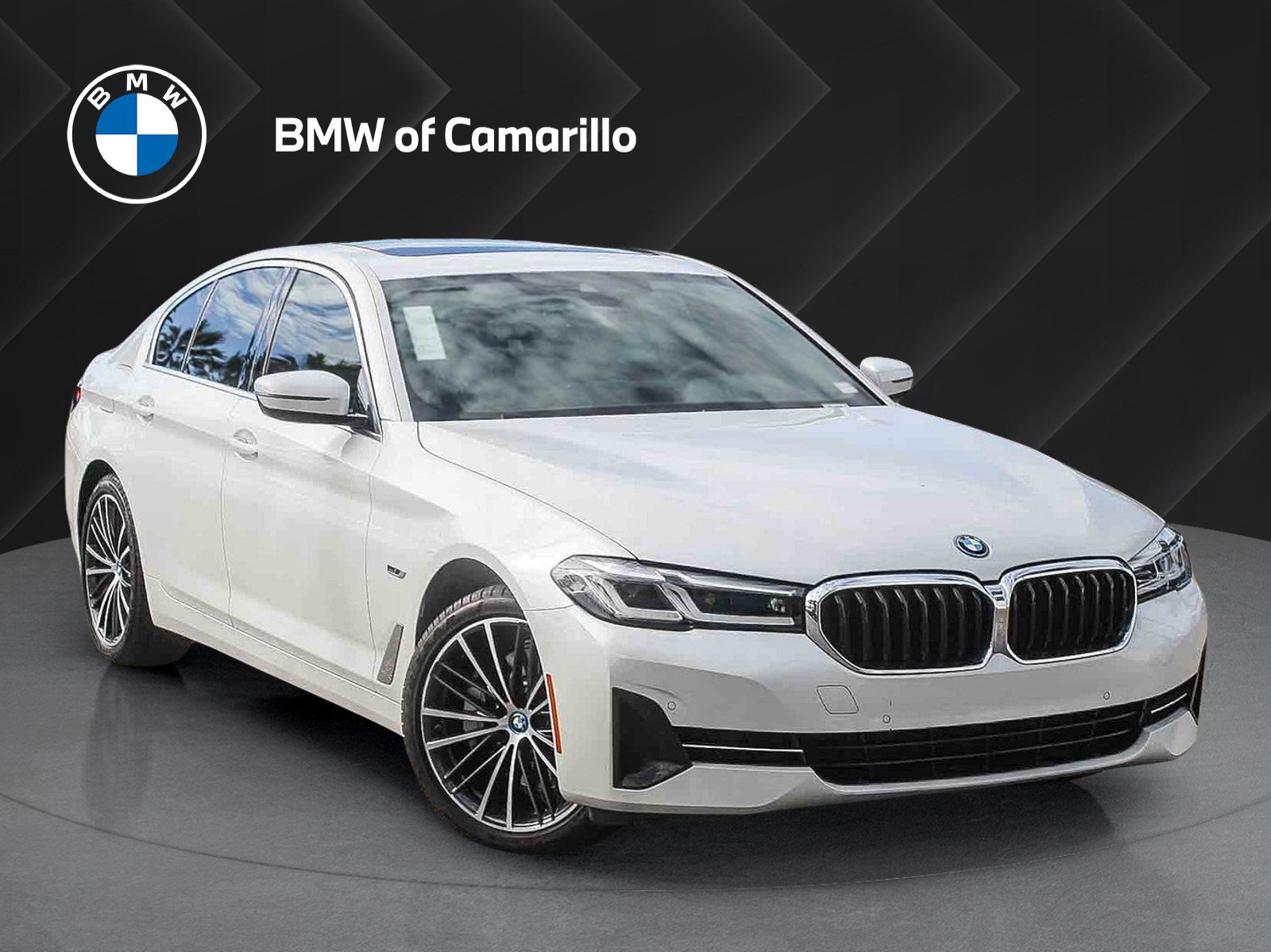 2023 BMW 5 Series 530e's photo