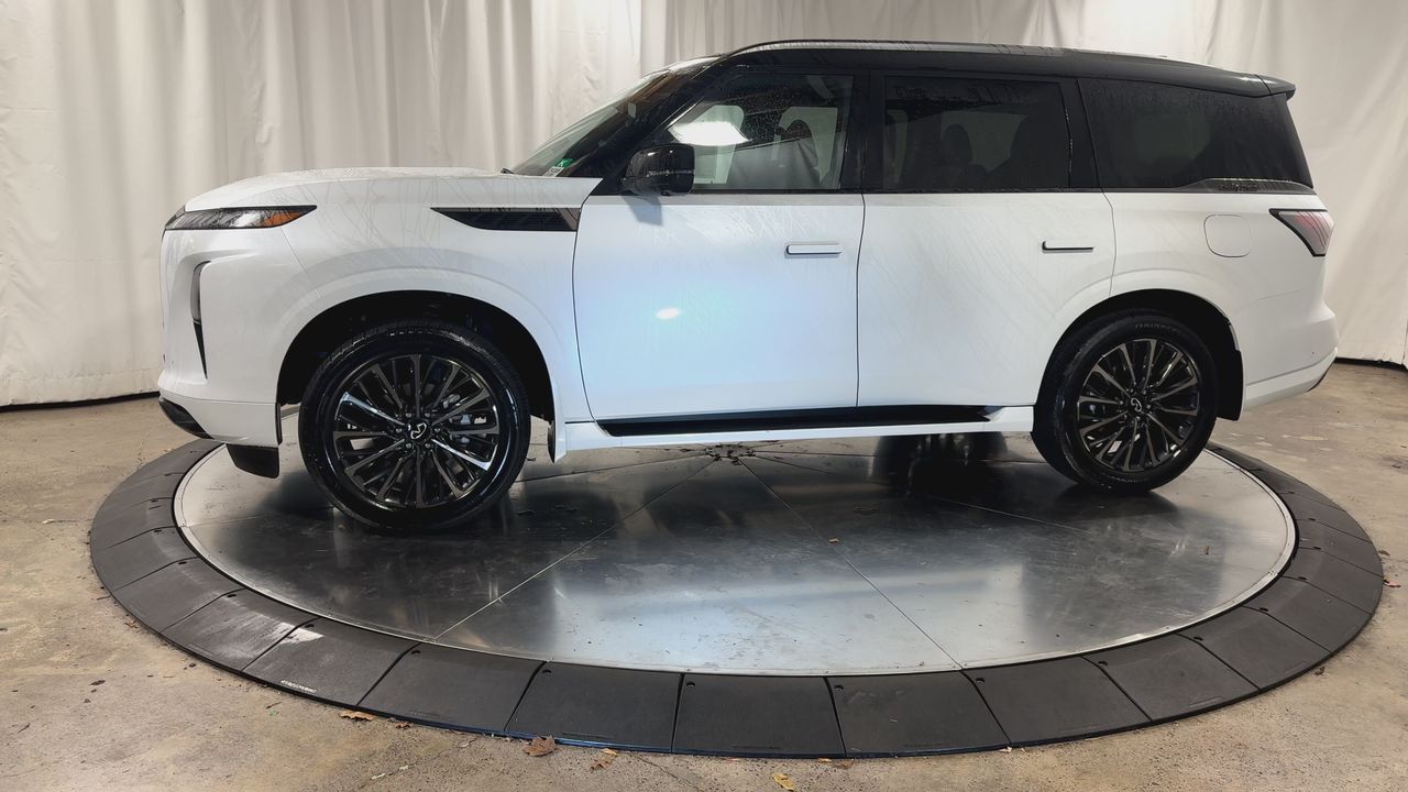 2026 Infiniti QX80 photo 4