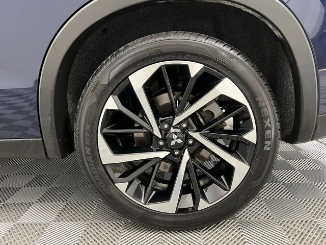 2024 Mitsubishi Outlander SE photo 46