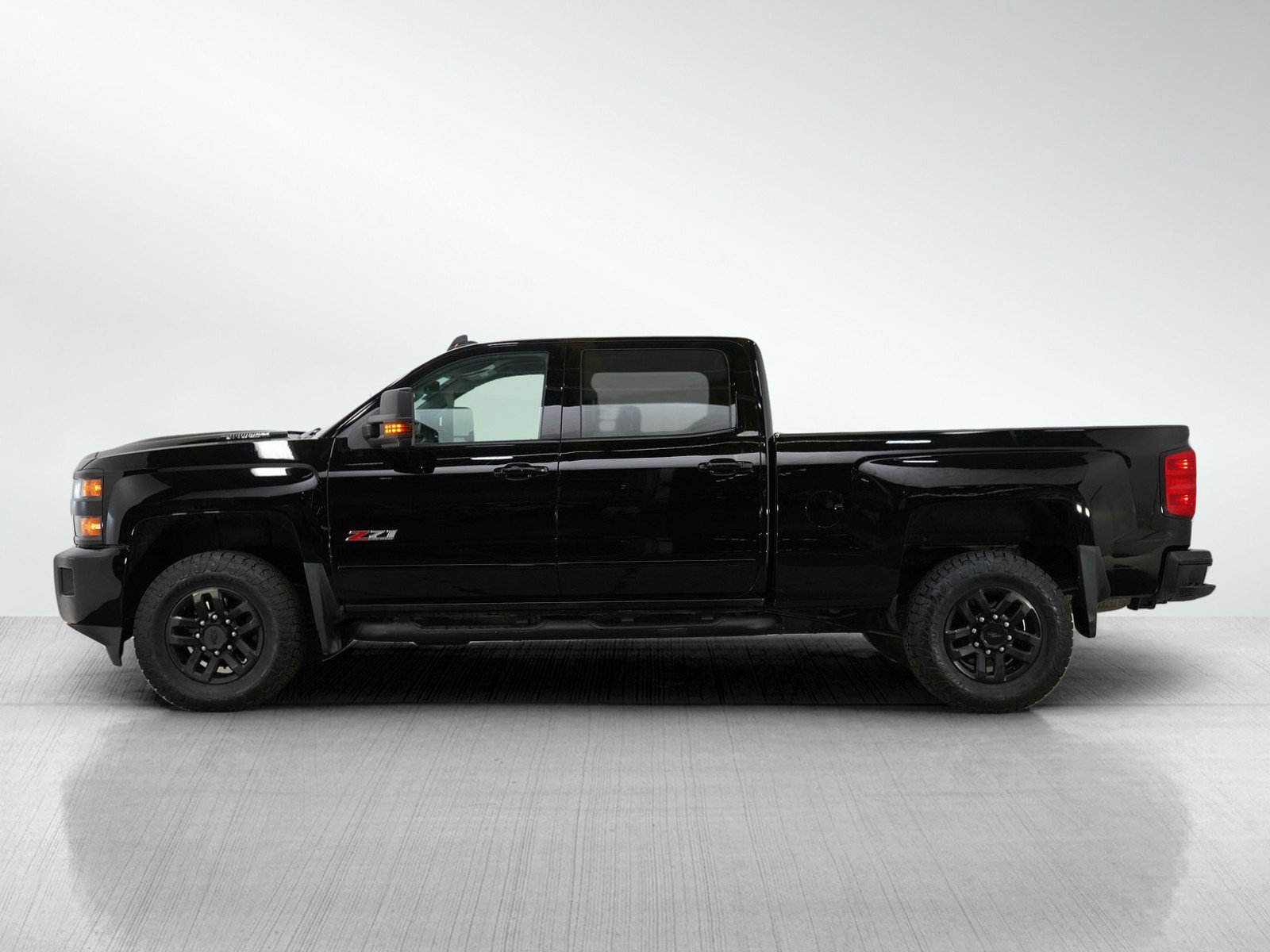 Used 2017 Chevrolet Silverado 2500HD LT with VIN 1GC1KVEY9HF212642 for sale in White Bear Lake, Minnesota