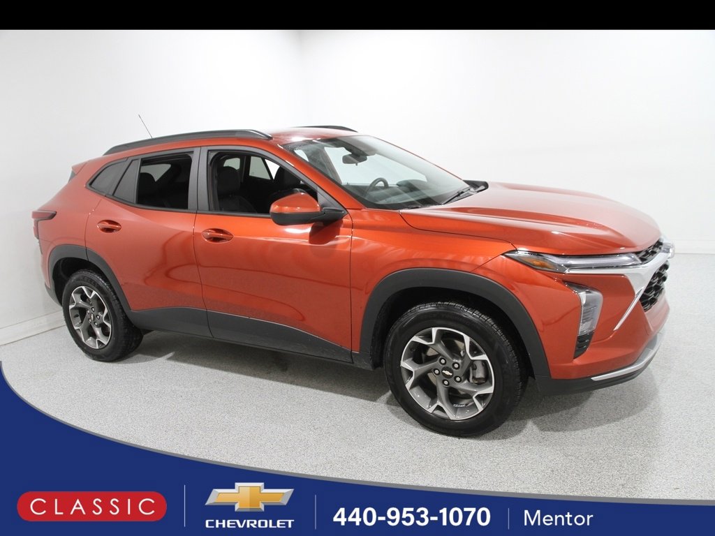 2024 Chevrolet Trax LT's photo