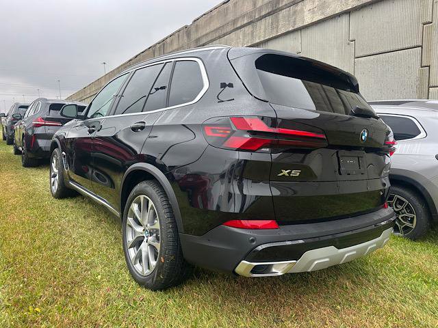 2026 Bmw X5 xDrive40i photo 3