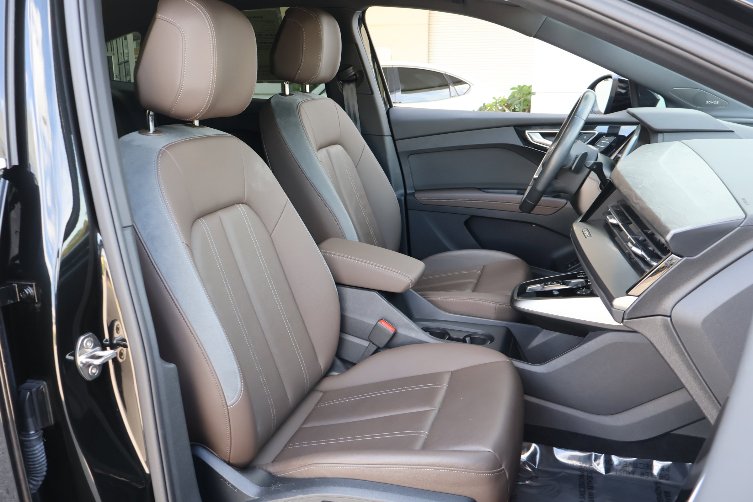 2024 Audi Q4 50 55 E-tron Premium Plus photo 13