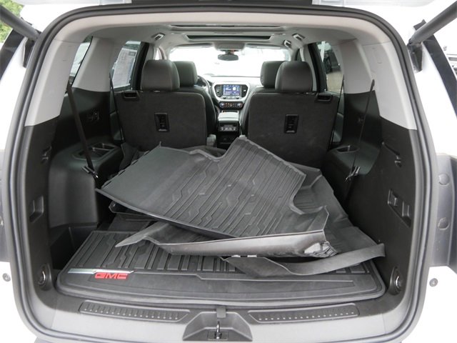 2023 Gmc Acadia SLT photo 9